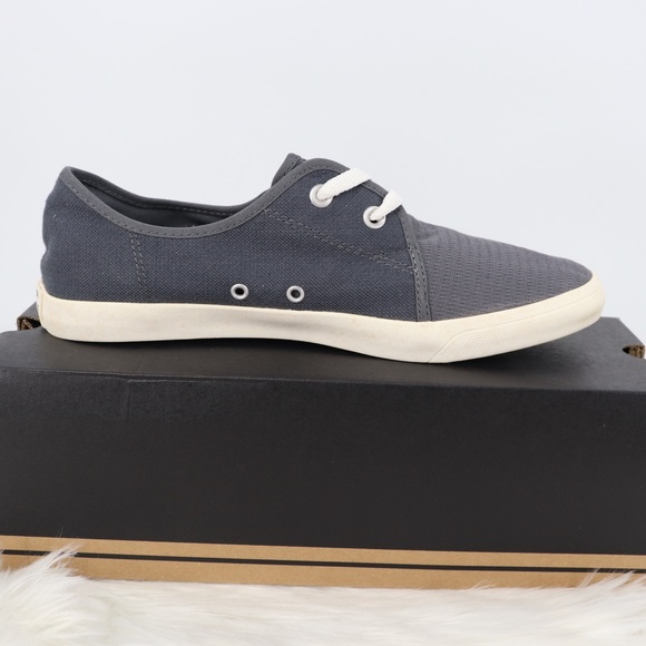 💎LAST PAIR💎$145 Retail Mens Casual shoes - Picture 3 of 7